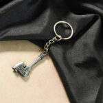 Stylish Axe Shape Metal Keychain (1 Pc) - Image 4